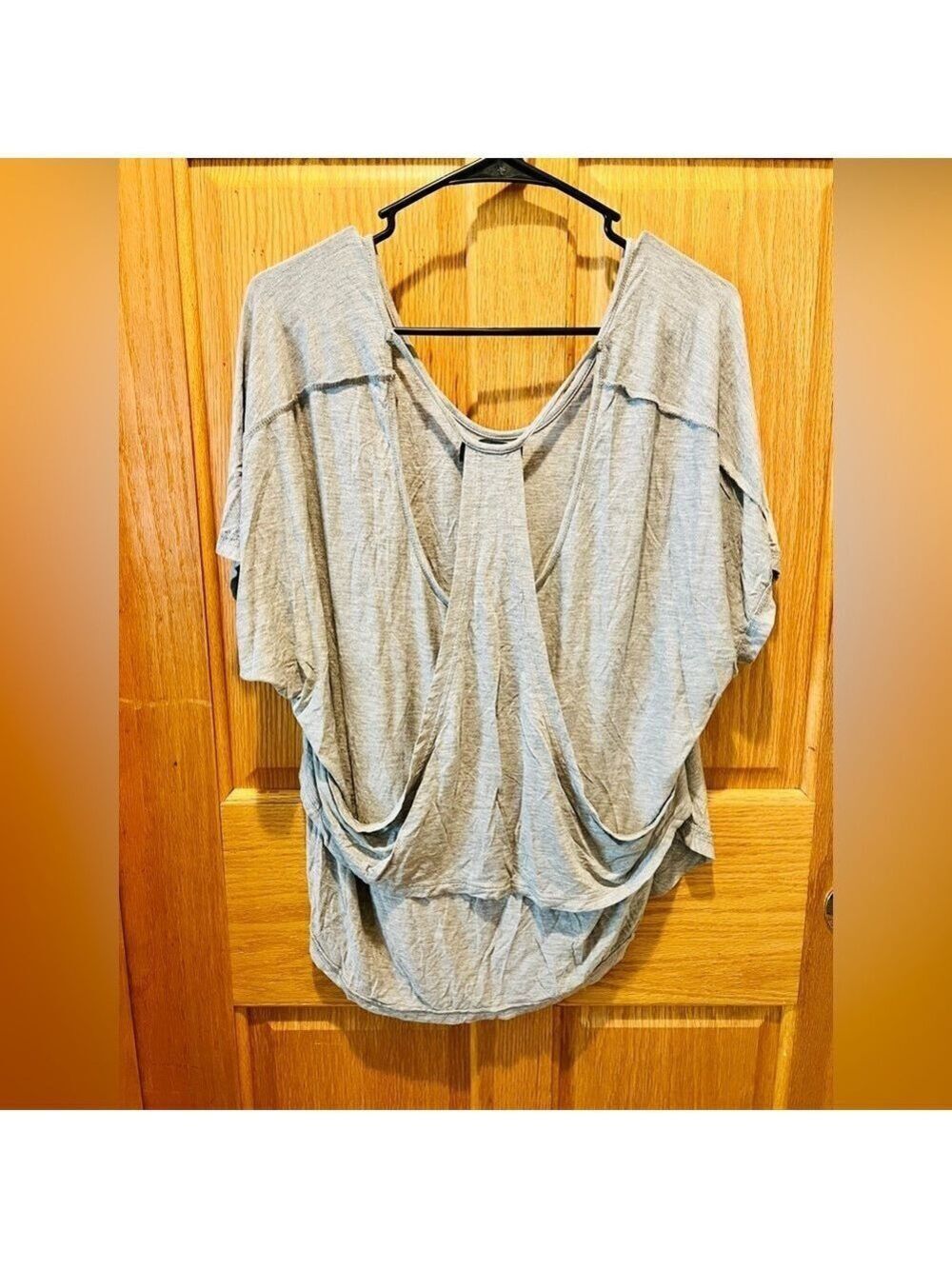 HP!🖤 POL Gray Open Back Draped Dolman Top – Size Small – NWOT - Picture 7 of 16